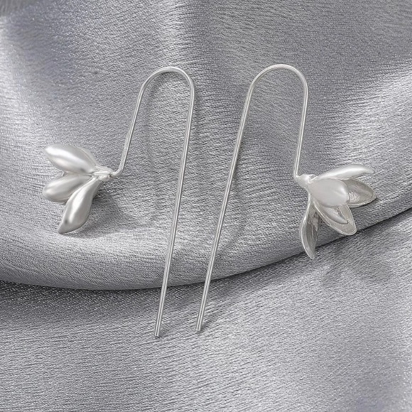 “Blodeuwedd” Orchid Flower Sculpted Feminine Silver Ear Pin Hook Threader Dangle - Picture 5 of 16